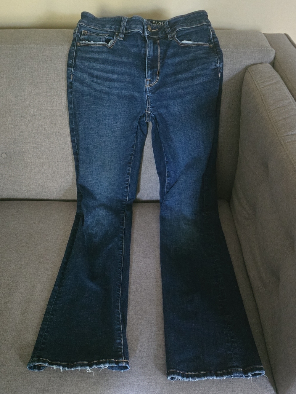American Eagle Outfitters Jeans Women's Sz 2 Short 2S Blue High-Rise Skinny Kick